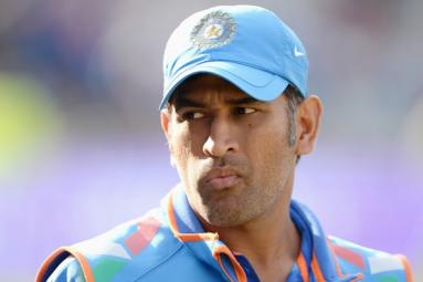 Dhoni to lead Indian Cricket team in Zimbabwe tour