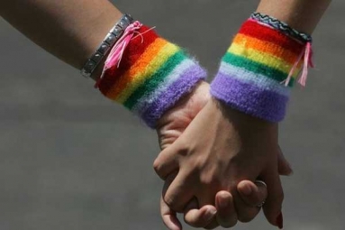 U.S. Begins to Deny Visas to Same-Sex Partners of Diplomats
