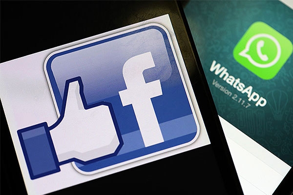 &#039;Facebook for Android&#039; app includes WhatsApp!},{&#039;Facebook for Android&#039; app includes WhatsApp!