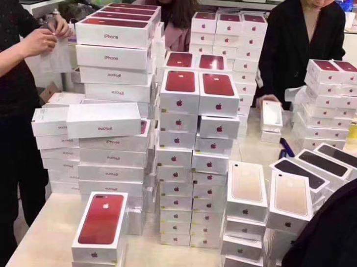 Apple iPhone 7 Plus 128GB Unlocked == $550 Apple iPhone 7 Plus 128GB Unlocked == $550