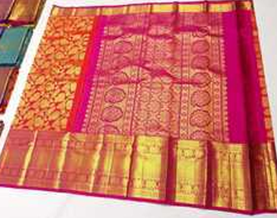 Designer sarees and dresses for sale Designer sarees and dresses for sale