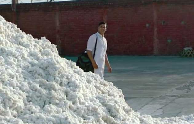 /media/k2/galleries/64725/Padman-Movie-Stills-02