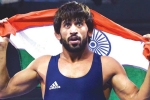 Bajrang Punia in new york, new york Madison Square Guarden, indian wrestler bajrang punia appeals indians to support him at madison square garden, Hajj