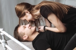 does love make us unhappy, difference between love and romance in the great gatsby, the subtle differences between love and romance, The great gatsby