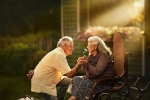 photography of elderly couple, Indian photographer, this indian photographer is capturing sheer love between elderly couples and the results are heartwarming, Fotograf