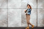 best Footwear for Monsoon breaking, best Footwear for Monsoon, tips for best footwear during monsoon, Paper towel