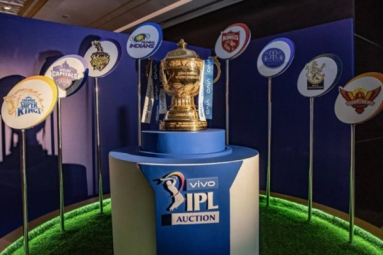 BCCI Eyes Rs 10,000 Cr Through IPL Bids