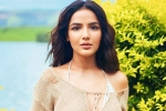 contact-lens misusers treatment, Jasmin Bhasin's corneal damage, jasmin bhasin s corneal damage is an eye opener for all contact lens misusers, Cornea