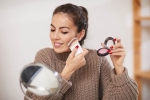 Monsoon Makeup for women, Rainy season makeup India, makeup tips for the rainy season in india, Unsc