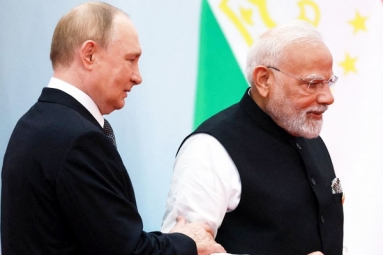 Putin Lauds Modi&#039;s Role in Strengthening India-Russia Ties