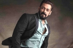 Salman Khan, Salman Khan, salman khan joins the sets of chiranjeevi s next, Lucifer remake