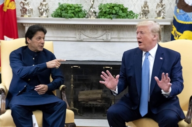 Senators Urge Trump to Mediate Between India and Pakistan