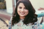 mallika dua, Pulwama terror Attack victims, watch mallika dua trolled for comparing pulwama attack victims to people dying of hunger, Navjot