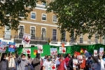 Pakistan, India, pakistanis sing vande mataram alongside indians during anti china protests in london, India and pakistan