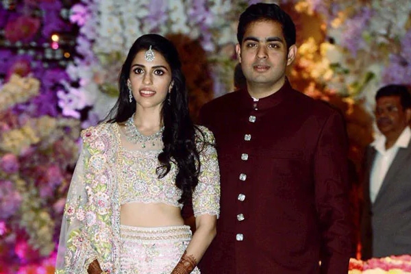 Ambani’s Residence Decked up Ahead of Akash Ambani-Shloka Mehta Wedding