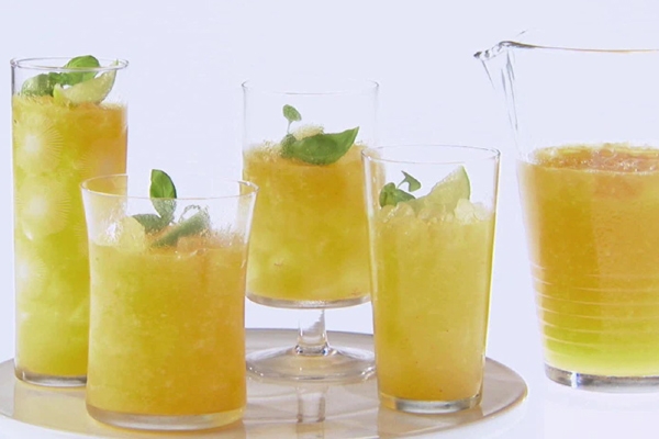 Refreshing Mango Cocktails