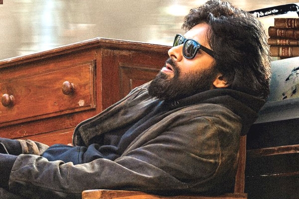 First Look: Pawan Kalyan's Vakeel Saab