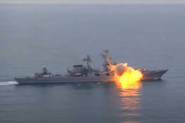 Russia's top Warship Sinks in the Black Sea